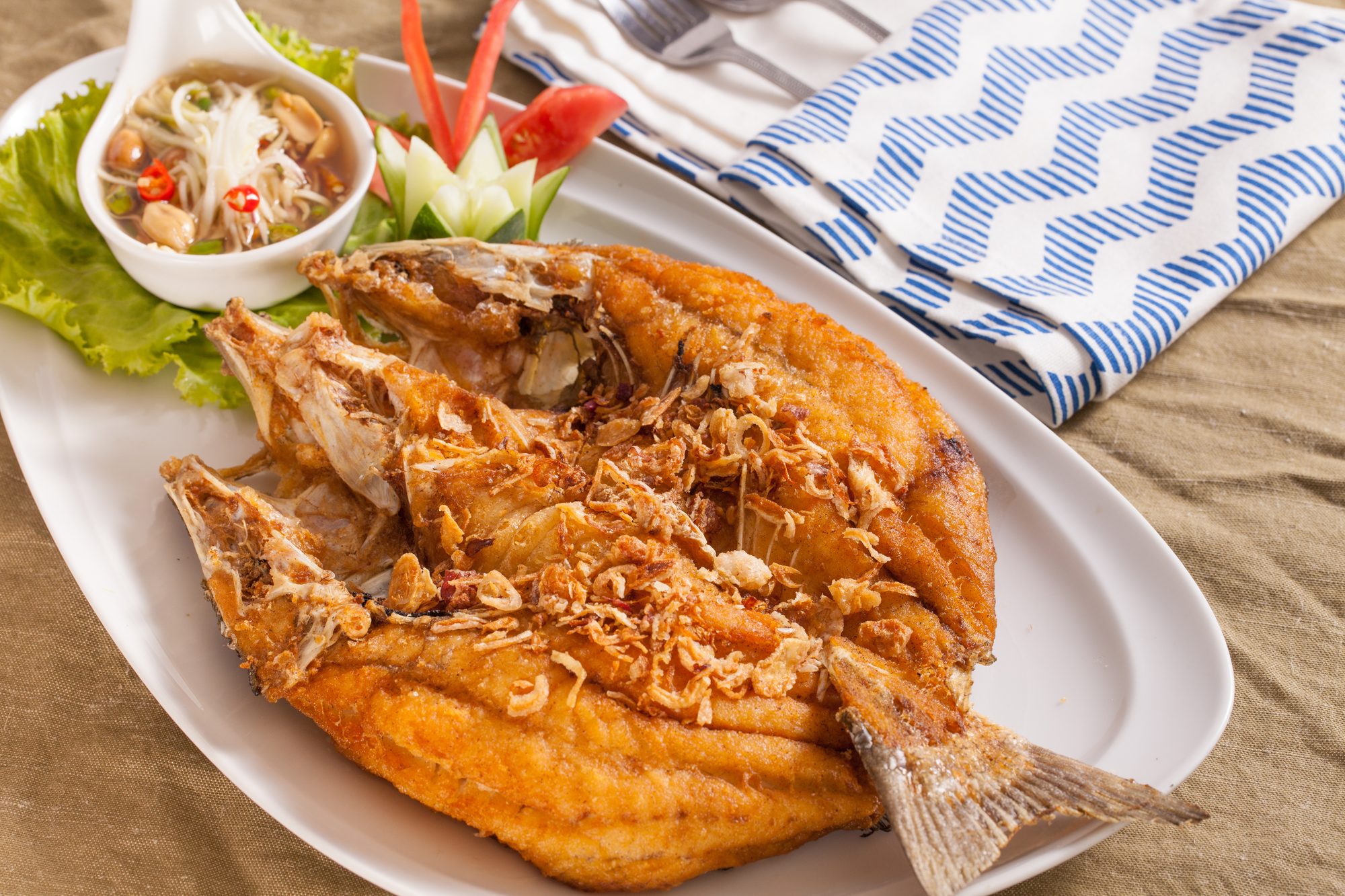 Authentic Thai cuisine and all-day dining specialties at Sri U-Thong Grand Hotel