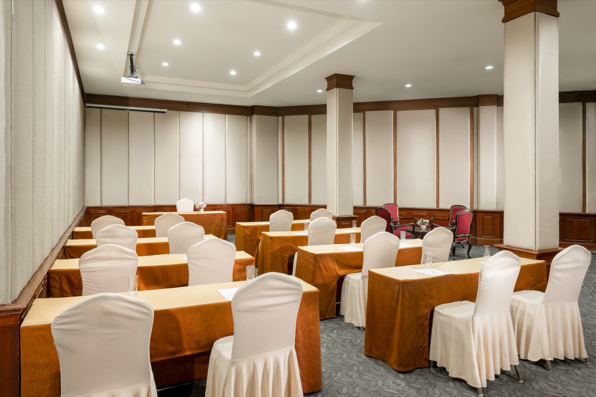 Meeting room setup at Sri U-Thong Grand Hotel